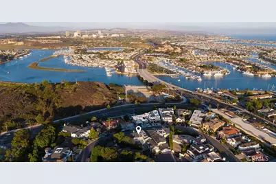 125 Kings Place, Newport Beach, CA 92663 - Photo 65