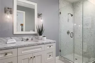 125 Kings Pl, Newport Beach, CA 92663 - Photo 21