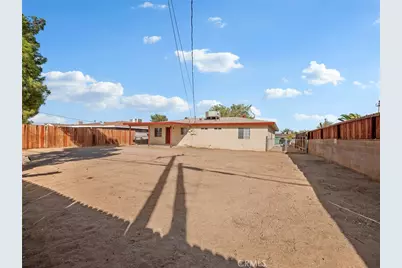 15212 Las Piedras Drive, Victorville, CA 92395 - Photo 27