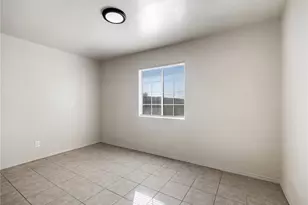 15212 Las Piedras Dr, Victorville, CA 92395 - Photo 17