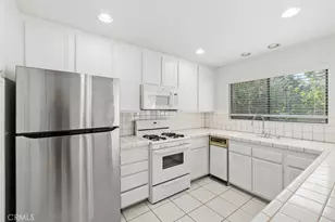 6225 Shoup Ave, Woodland Hills, CA 91367 - Photo 19