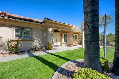 24217 Corte Cordoba, Murrieta, CA 92562 - Photo 5