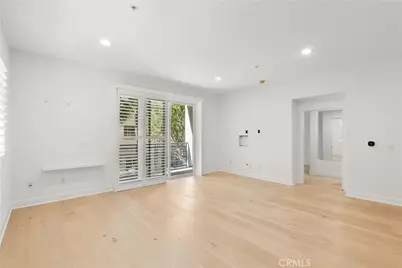 300 E 4th Street #205, Long Beach, CA 90802 - Photo 3