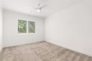 300 E 4th St, Long Beach, CA 90802 - Photo 9