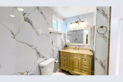 900 S Hayward, Anaheim, CA 92804 - Photo 21