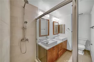 2000 Pacific Coast Hwy, Huntington Beach, CA 92648 - Photo 23