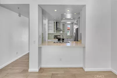 2000 Pacific Coast Hwy #309, Huntington Beach, CA 92648 - Photo 13