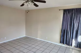 15718 Larch Ave, Lawndale, CA 90260 - Photo 3