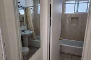 15718 1/2 Larch Ave, Lawndale, CA 90260 - Photo 7