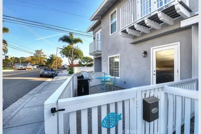 314 N Ola Vista, San Clemente, CA 92672 - Photo 3