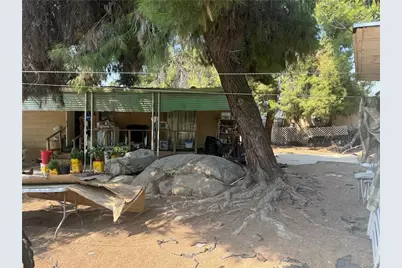 153 Barbara, Perris, CA 92570 - Photo 7