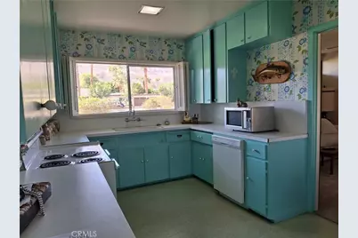 72424 Desert Drive, Rancho Mirage, CA 92270 - Photo 5