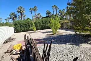 72424 Desert Dr, Rancho Mirage, CA 92270 - Photo 15