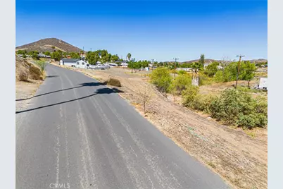 28490 Connecticut Drive, Menifee, CA 92587 - Photo 45
