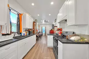 6915 Bonsallo, Los Angeles, CA 90044 - Photo 9