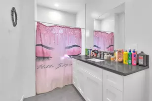 6915 Bonsallo, Los Angeles, CA 90044 - Photo 5