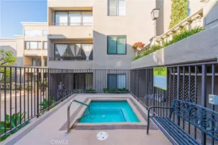 8455 Fountain Ave, West Hollywood, CA 90069 - Photo 17