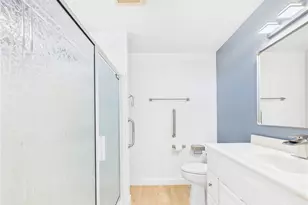 20701 Beach Blvd, Huntington Beach, CA 92648 - Photo 21