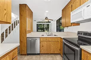 37 Lakepines, Irvine, CA 92620 - Photo 7