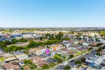 17091 Oak, Huntington Beach, CA 92647 - Photo 17