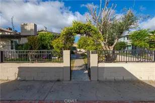 17091 Oak, Huntington Beach, CA 92647 - Photo 11