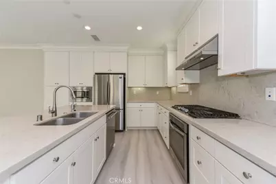 81 Island Coral, Irvine, CA 92620 - Photo 7