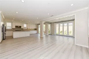81 Island Coral, Irvine, CA 92620 - Photo 3