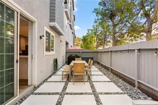 19172 Holly Lane, Huntington Beach, CA 92648 - Photo 7