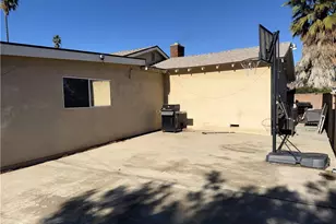 288 Royal Coach, Pomona, CA 91767 - Photo 37