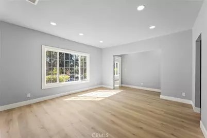 379 Buena Loma, Altadena, CA 91001 - Photo 11