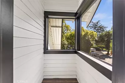 379 Buena Loma, Altadena, CA 91001 - Photo 23