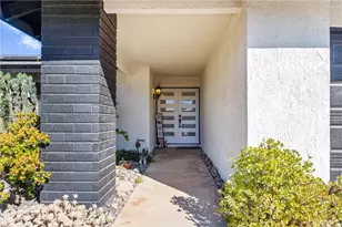 207 E Blue Mountain, Claremont, CA 91711 - Photo 3