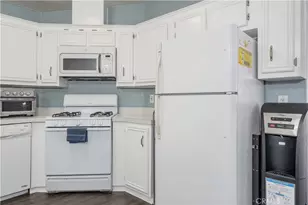 122 Hornbeam, Fountain Valley, CA 92708 - Photo 9