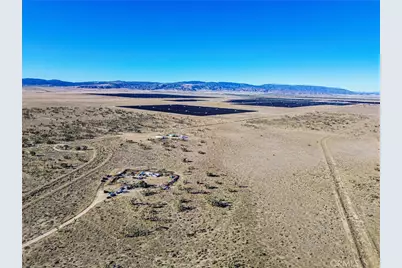 115 West B-12 Avenue, Fairmont, CA 93536 - Photo 23