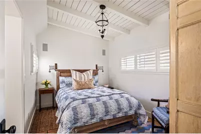 11 Saratoga, Newport Beach, CA 92660 - Photo 17
