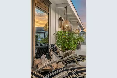 11 Saratoga, Newport Beach, CA 92660 - Photo 23
