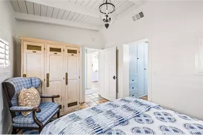 11 Saratoga, Newport Beach, CA 92660 - Photo 17