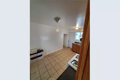 8550 C Avenue, Hesperia, CA 92345 - Photo 7