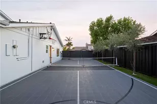 1700 Highland Dr, Newport Beach, CA 92660 - Photo 31