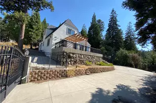 27981 Lakes Edge Rd, Lake Arrowhead, CA 92352 - Photo 5