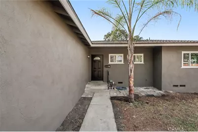 1111 E 27th Street, San Bernardino, CA 92404 - Photo 3