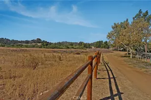 181 S Cross Creek Rd, Orange, CA 92869 - Photo 19