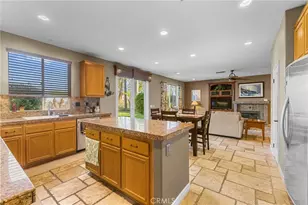 27015 Lemon Grass, Murrieta, CA 92562 - Photo 23