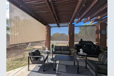 7852 Grace Avenue, Fontana, CA 92336 - Photo 37