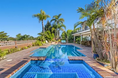 6421 E Bixby Hill Road, Long Beach, CA 90815 - Photo 31