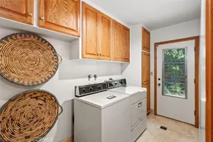 6421 E Bixby Hill Rd, Long Beach, CA 90815 - Photo 15