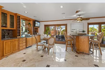 6421 E Bixby Hill Road, Long Beach, CA 90815 - Photo 9
