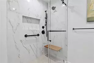 4424 Deanwood Dr, Woodland Hills, CA 91364 - Photo 17