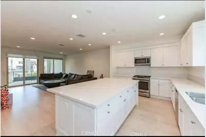175 Frame, Irvine, CA 92618 - Photo 9