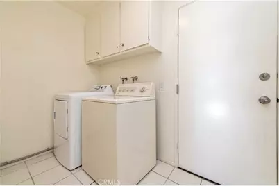 335 Stanford Court, Irvine, CA 92612 - Photo 27